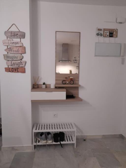 Encantador Apartamento Residencial Con Piscina 토레몰리노스 외부 사진
