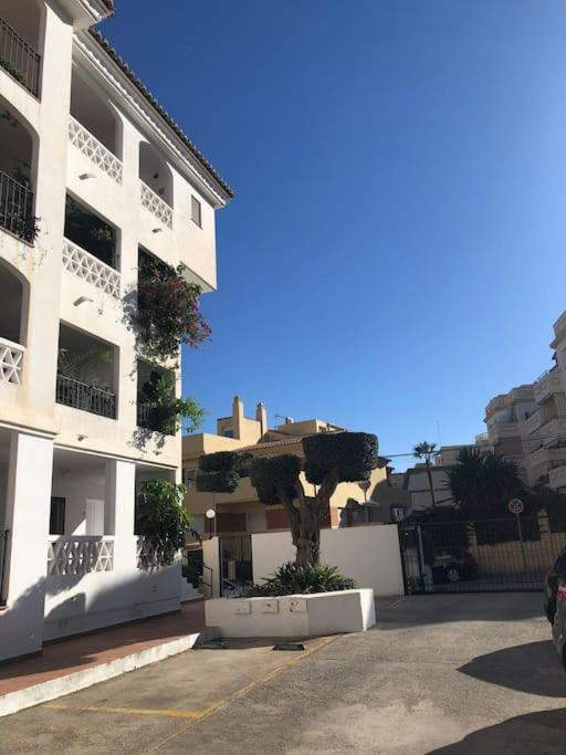 Encantador Apartamento Residencial Con Piscina 토레몰리노스 외부 사진