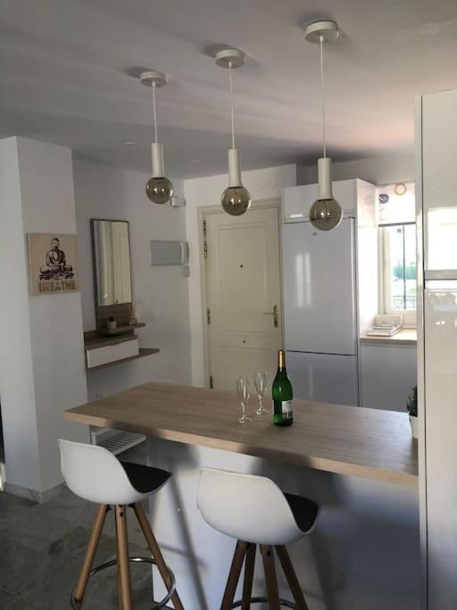 Encantador Apartamento Residencial Con Piscina 토레몰리노스 외부 사진